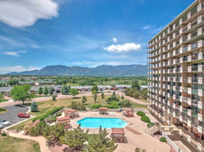 Mountain views 2 bedroom with covered parking